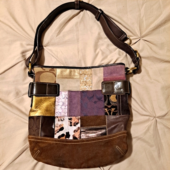 Coach Eva Holiday Patchwork Vintage Limited Edition Purse - Picture 2 of 6